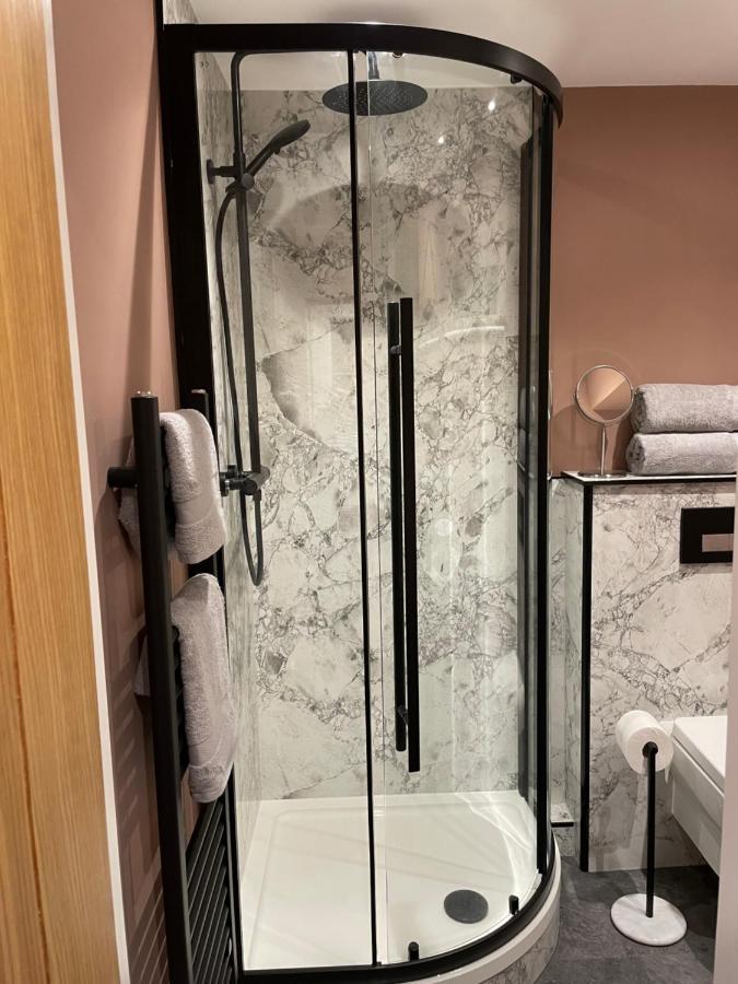 شقة Luxury Flat In توتنس المظهر الخارجي الصورة